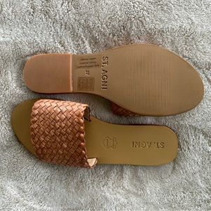 St. Agni Nude Leather Slide Sandals - 37